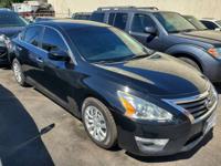 2015 NISSAN ALTIMA, LOADED, new c/c paint, b/u camera, Michelins, more LA MESA - Image 2