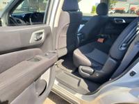 2017 NISSAN PATHFINDER, 3 row seats, loaded, silver,reduced for FEB.!! LA MESA - Image 7