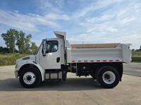 2014 FREIGHTLINER M2 106 HD Dump Truck Cummins 2k Mi Auto AC Like New! St Joseph MO - Image 4