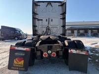 2018 Freightliner Cascadia Evolution DD15 and Auto!! Lone Jack - Image 8