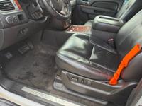 11 Tahoe LTZ very clean inside and out lifters noise runs ok title Galleria - Image 8