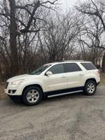 2010 Saturn outlook DONT MISS OUT Blue island - Image 2