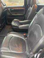 2010 Saturn outlook DONT MISS OUT Blue island - Image 9