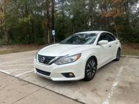 2017 Nissan Altima SV Houston - Image 2