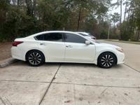 2017 Nissan Altima SV Houston - Image 6
