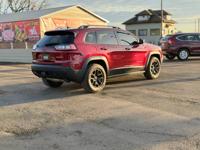 2019 JEEP CHEROKEE TRAILHAWK Salem - Image 8