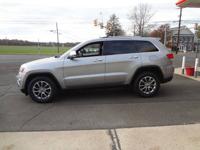 2015 Jeep Grand Cherokee Limited 4x4 4dr SUV Newtown, PA - Image 5