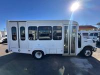 2015 STARCRAFT WHEELCHAIR MOBILITY SHUTTLE BUS w/ low miles No DOC fee! AUTO-BIZ LLC - PEORIA, AZ - Image 7