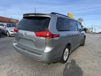 2014 Toyota Sienna 5dr 8-Pass Van V6 XLE FWD (Natl) Norcross, GA - Image 8