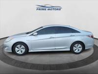 2014 Hyundai Sonata Hybrid Sedan DENVER - Image 2