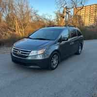 2011 Honda odyssey Exl Nashville - Image 2