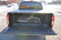 2011 Nissan Frontier SV 4WD CREW CAB 95 4 door K Great on gas WARRANTY bucks county phila - Image 9