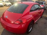 2013 Volkswagen Beetle 2.5 coupe 5 speed Norman - Image 4