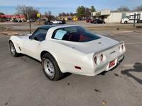 1982 Chevrolet Corvette Coupe only 93,000 miles Norman - Image 4