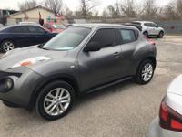 2014 Nissan Juke S SUV Houston - Image 4