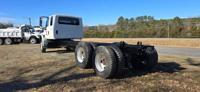2010 International 4400 CAB AND CHASSIS TANDEM AXLE EXTENDED CAB Burkeville - Image 10