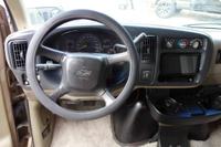 1999 Chevrolet Express - FINANCING AVAILABLE! - Dealmaker Auto Sales - DEALMAKER AUTO SALES - - Image 7