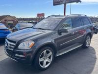 2012 MERCEDES-BENZ GL550 AMG PACKAGE / WIDE BODY ** 1 OWNER ** FEASTERVILLE - Image 4