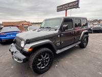 2018 JEEP WRANGLER UNLIMITED SAHARA / FULLY LOADED ** CUSTOM ** FEASTERVILLE - Image 5
