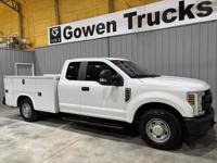 2019 Ford F250 XL Extended Cab 2wd Utility Bed Back Up Camera Mid TN