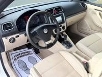 2008 Volkswagen EOS Turbo 2dr Convertible 6A East Brunswick, NJ - Image 9