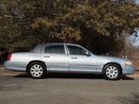 2007 Lincoln Town Car Signature Limited 4dr Sedan East Brunswick, NJ - Image 6