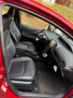 2017 Toyota Prius Prime 4D Hatchback Portland - Image 6