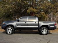 2009 Toyota Tacoma V6 4x4 4dr Double Cab 5.0 ft. SB 5A East Brunswick, NJ - Image 3