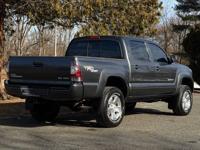 2009 Toyota Tacoma V6 4x4 4dr Double Cab 5.0 ft. SB 5A East Brunswick, NJ - Image 5