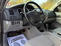 2009 Toyota Tacoma V6 4x4 4dr Double Cab 5.0 ft. SB 5A East Brunswick, NJ - Image 8