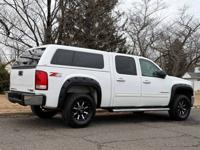2007 GMC Sierra 1500 SLT 4dr Crew Cab 4WD 5.8 ft. SB East Brunswick, NJ - Image 5