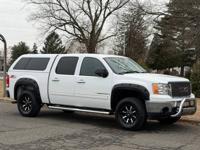 2007 GMC Sierra 1500 SLT 4dr Crew Cab 4WD 5.8 ft. SB East Brunswick, NJ - Image 7