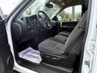 2007 GMC Sierra 1500 SLT 4dr Crew Cab 4WD 5.8 ft. SB East Brunswick, NJ - Image 9