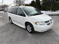 2007 Dodge Grand Caravan SXT HANDICAP WHEELCHAIR RAMP VAN 57K Philadelphia - Image 4