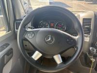 2016 WINNEBAGO NAVION 24V Santee Mackey Motors - Image 7