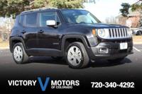 2018 Jeep Renegade 4x4 4WD Limited SUV Victory Motors of Colorado - Image 2