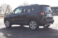 2018 Jeep Renegade 4x4 4WD Limited SUV Victory Motors of Colorado - Image 8