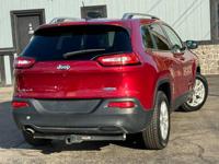 2016 JEEP CHEROKEE 4x4 Clean Low Miles Warranty HIGHLAND - Image 10