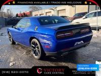 2021 Dodge Challenger SXT 2dr Coupe Call/Text 516- 614-5359 + EVERYONE FINANCED!! PODEMOS FINANCIAR A CUALQUIERA! - Image 7