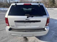 2008 Jeep Grand Cherokee Laredo 4x4 Heated seats sunroof motorhubnj.com - Image 7