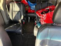 2016 Chrysler, Town & Country LEATHER. TV DVD 139K MILES QUEENS - Image 7