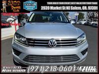 2016 Volkswagen Touareg TDI Sport AWD 4dr SUV w/Technology - Image 3