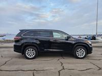 2016 Toyota Highlander LE Premium AWD Staten Island NY - Image 9