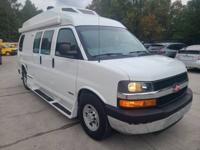 2013 Chevrolet Express 2500 Road Trek 190 RV Class B Motorhome Camper - Image 7
