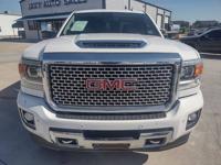 17 GMC Sierra 2500HD Denali 4x4 4dr Crew Cab Down payment w.a.c Houston - Image 9