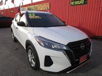 2022 NISSAN KICKS S - Image 2