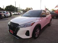 2022 NISSAN KICKS S - Image 4