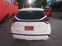 2022 NISSAN KICKS S - Image 8