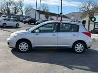 2012 *Nissan* *Versa* *1.8* S Nissan Versa - Image 4