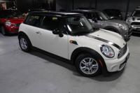 2011 R56 MINI COOPER Hardtop PEPPER WHITE New Brakes/Tires SERVICED Specializing in MIN Is ONLY / Indoor Showroom - Image 2